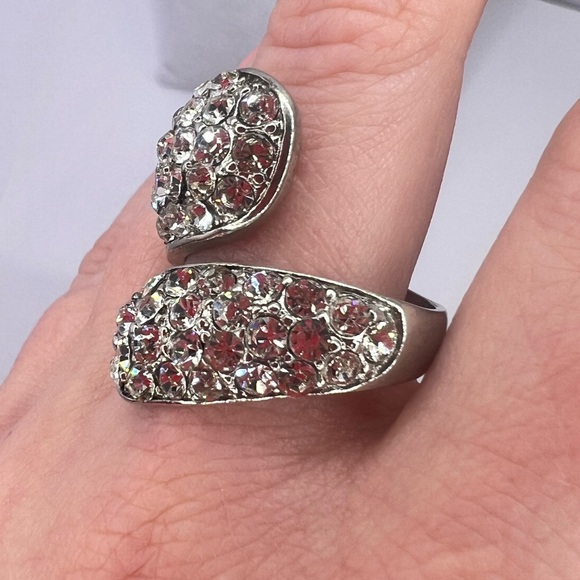 Vintage Clear Rhinestone Wrap Ring Size 6/7 Silver Tone - Picture 2 of 6